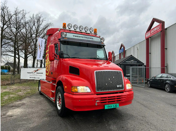 Τράκτορας VOLVO NL