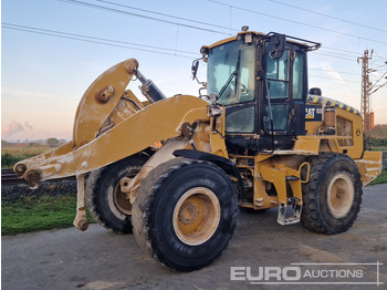 Ελαστιχοφόρος φορτωτής CATERPILLAR 930M