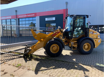 Ελαστιχοφόρος φορτωτής CATERPILLAR 908H