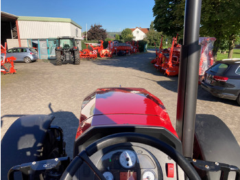 Καινούριο Τρακτέρ Massey Ferguson 4708 M Plattform Essential: φωτογραφία 4