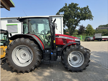 Τρακτέρ MASSEY FERGUSON 5712