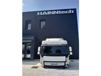 Καμπίνα και εσωτερικό DAF XF 106