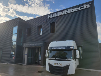 Καμπίνα και εσωτερικό IVECO S-WAY