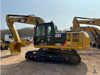 Ερπυστριοφόρος εκσκαφέας CATERPILLAR 320D2