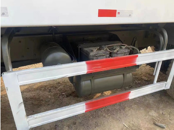Φορτηγό ανατρεπόμενο για τη μεταφορά βαρέως εξοπλισμού SINOTRUK HOWO 371 Tipper truck: φωτογραφία 5