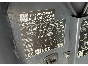 Υγραεριοκίνητο περονοφόρο Linde H25T-02: φωτογραφία 4 Υγραεριοκίνητο περονοφόρο Linde H25T-02: φωτογραφία 4