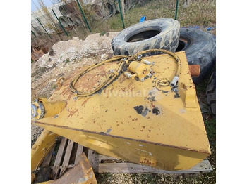 Ανατρεπόμενο όχημα CATERPILLAR 769