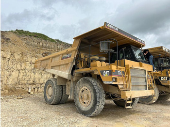 Ανατρεπόμενο όχημα CATERPILLAR