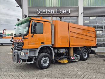 Σάρωθρο δρόμων Mercedes-Benz Actros 2032 A 4x4 Bucher STKF 9500 Airport 30x: φωτογραφία 3
