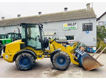 Ελαστιχοφόρος φορτωτής CATERPILLAR 908H