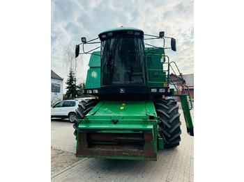 Θεριζοαλωνιστική μηχανή John Deere 2254: φωτογραφία 4