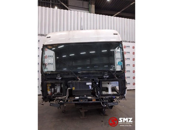 Καμπίνα και εσωτερικό MAN TGX