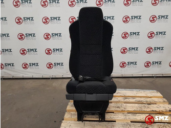 Καμπίνα και εσωτερικό MERCEDES-BENZ