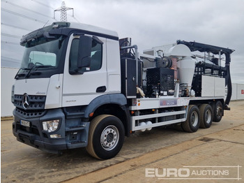 Φορτηγό βυτιοφόρο MERCEDES-BENZ Arocs 3243