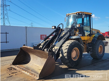 Ελαστιχοφόρος φορτωτής JCB 436
