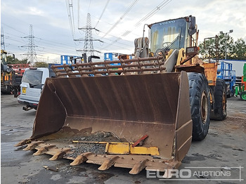 Ελαστιχοφόρος φορτωτής VOLVO L150E