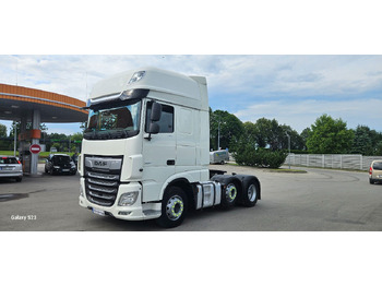 Τράκτορας DAF XF 105 460