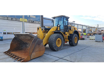 Ελαστιχοφόρος φορτωτής CATERPILLAR 962M
