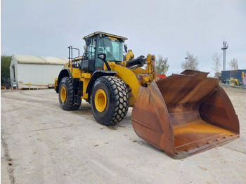Ελαστιχοφόρος φορτωτής CATERPILLAR 972MXE