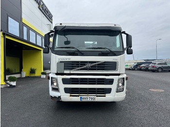 Φορτηγό καδοφόρος φορτωτής Volvo FM9 4x2 vaijerilaitteilla: φωτογραφία 2