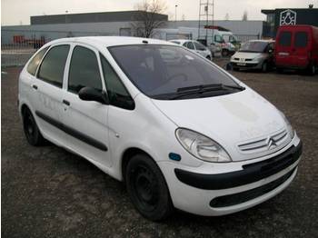 Αυτοκίνητο Citroen MPV, fabr.CITROEN, type PICASSO, 2.0 HDI, eerste inschrijving 01-01-2006, km-stand 122.000, chassisnr VF7CHRHYB39999468, AIRCO, alle documenten aanwezig: φωτογραφία 1