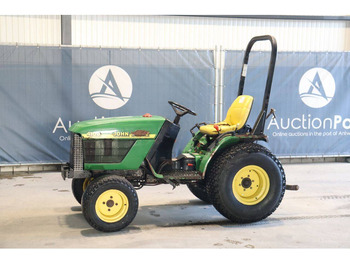 Τρακτέρ JOHN DEERE