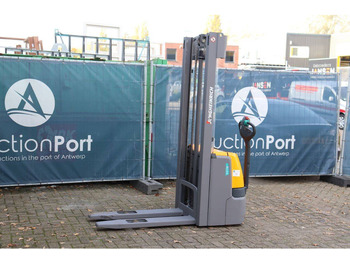 Μηχάνημα στοίβαξης JUNGHEINRICH EJC