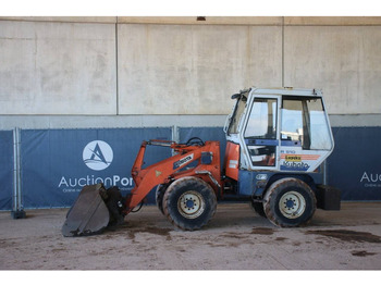 Ελαστιχοφόρος φορτωτής KUBOTA