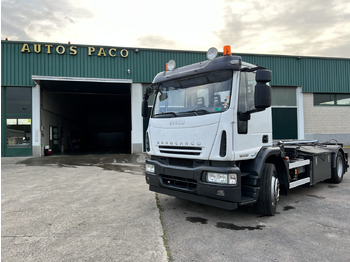 Φορτηγό σασί IVECO 300 EN CHASIS: φωτογραφία 3