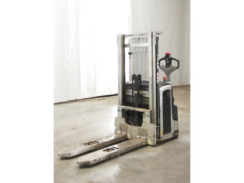 Μηχάνημα στοίβαξης STILL