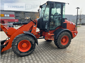 Ελαστιχοφόρος φορτωτής Cat 908H: φωτογραφία 3 Ελαστιχοφόρος φορτωτής Cat 908H: φωτογραφία 3