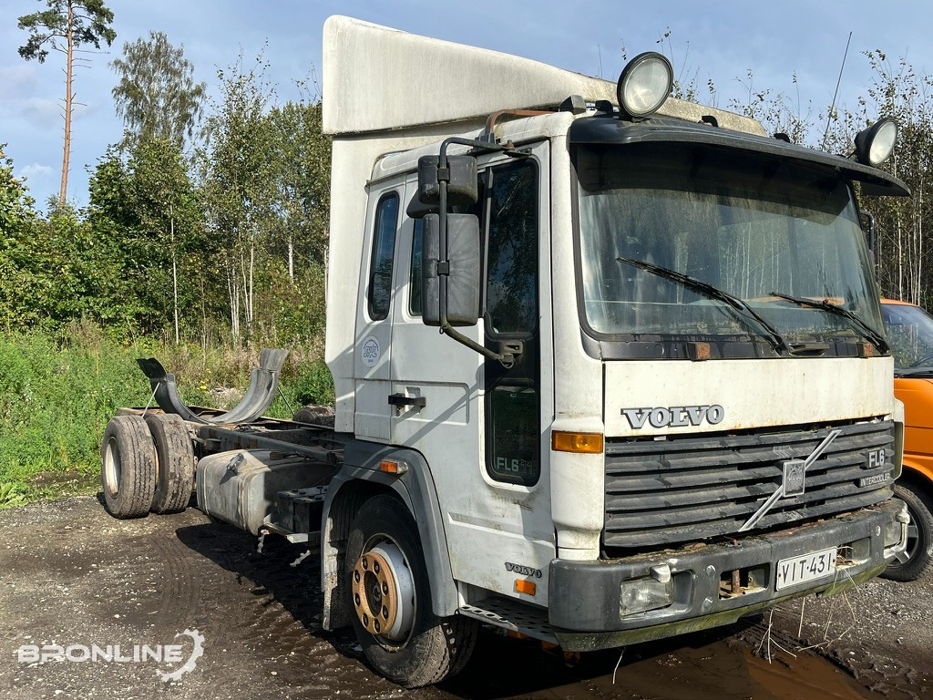 1999 Volvo FL6 Chassis 4x2 N2 - Φορτηγό σασί: φωτογραφία 1 1999 Volvo FL6 Chassis 4x2 N2 - Φορτηγό σασί: φωτογραφία 1