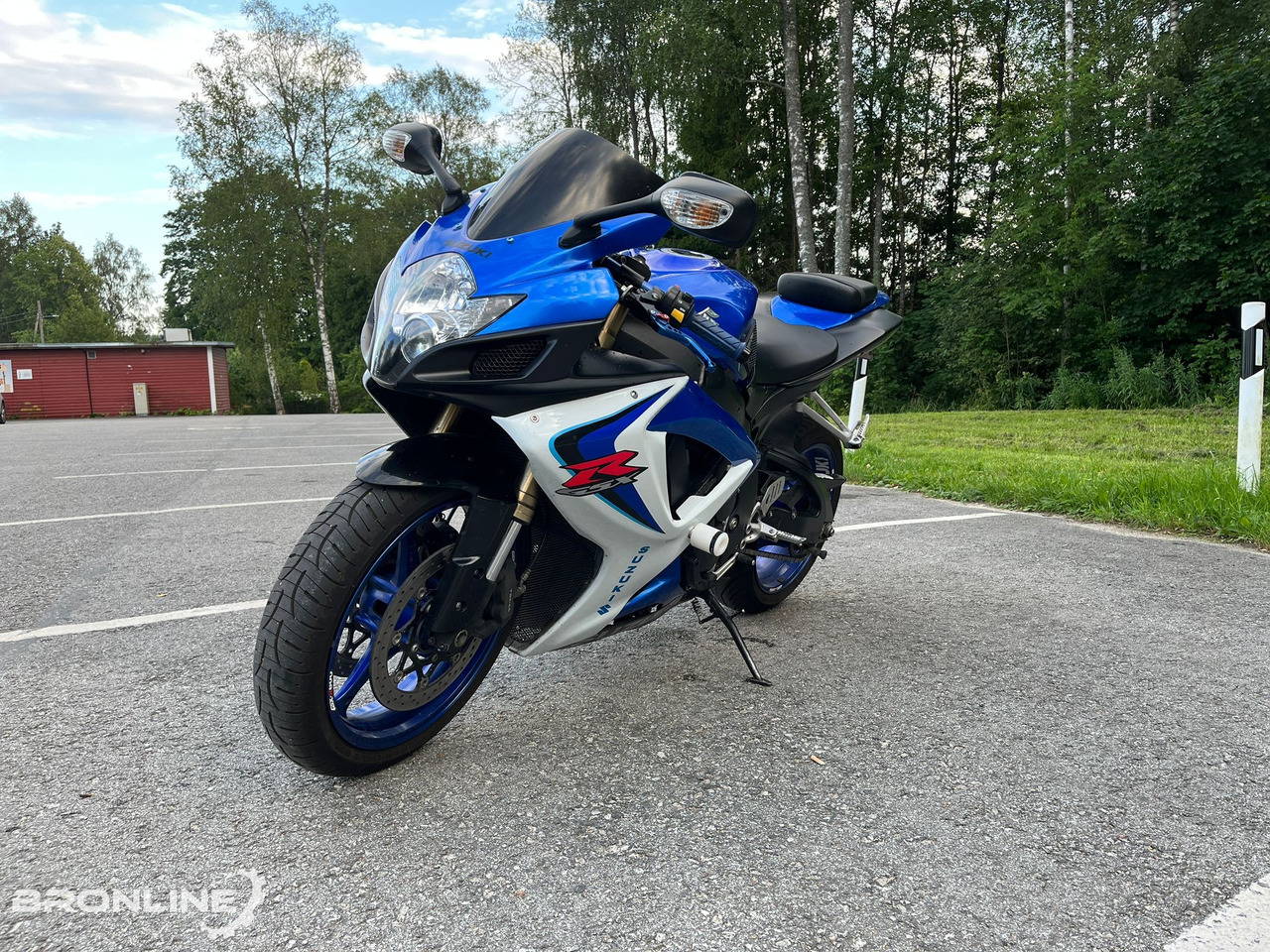 2006 SUZUKI GSX-R 600 92kW - Μοτοσικλέτα: φωτογραφία 3 2006 SUZUKI GSX-R 600 92kW - Μοτοσικλέτα: φωτογραφία 3