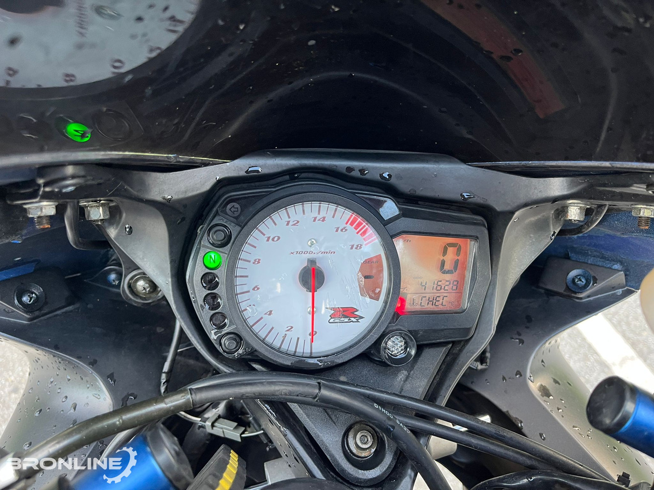 2006 SUZUKI GSX-R 600 92kW - Μοτοσικλέτα: φωτογραφία 5 2006 SUZUKI GSX-R 600 92kW - Μοτοσικλέτα: φωτογραφία 5