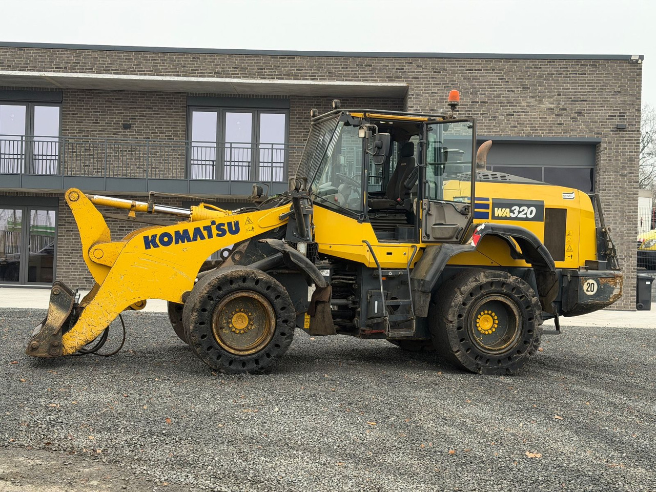 Komatsu WA 320 -8 Radlader Highlift Vollgummi Wartung - Ελαστιχοφόρος φορτωτής: φωτογραφία 2 Komatsu WA 320 -8 Radlader Highlift Vollgummi Wartung - Ελαστιχοφόρος φορτωτής: φωτογραφία 2
