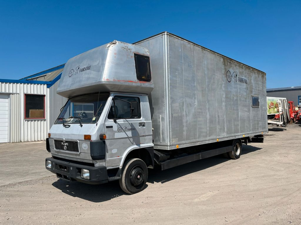 MAN VW-MAN LO2 Koffer Schlafkabine MAN VW-MAN LO2 Koffer Schlafkabine - Επαγγελματικό αυτοκίνητο κόφα: φωτογραφία 3 MAN VW-MAN LO2 Koffer Schlafkabine MAN VW-MAN LO2 Koffer Schlafkabine - Επαγγελματικό αυτοκίνητο κόφα: φωτογραφία 3