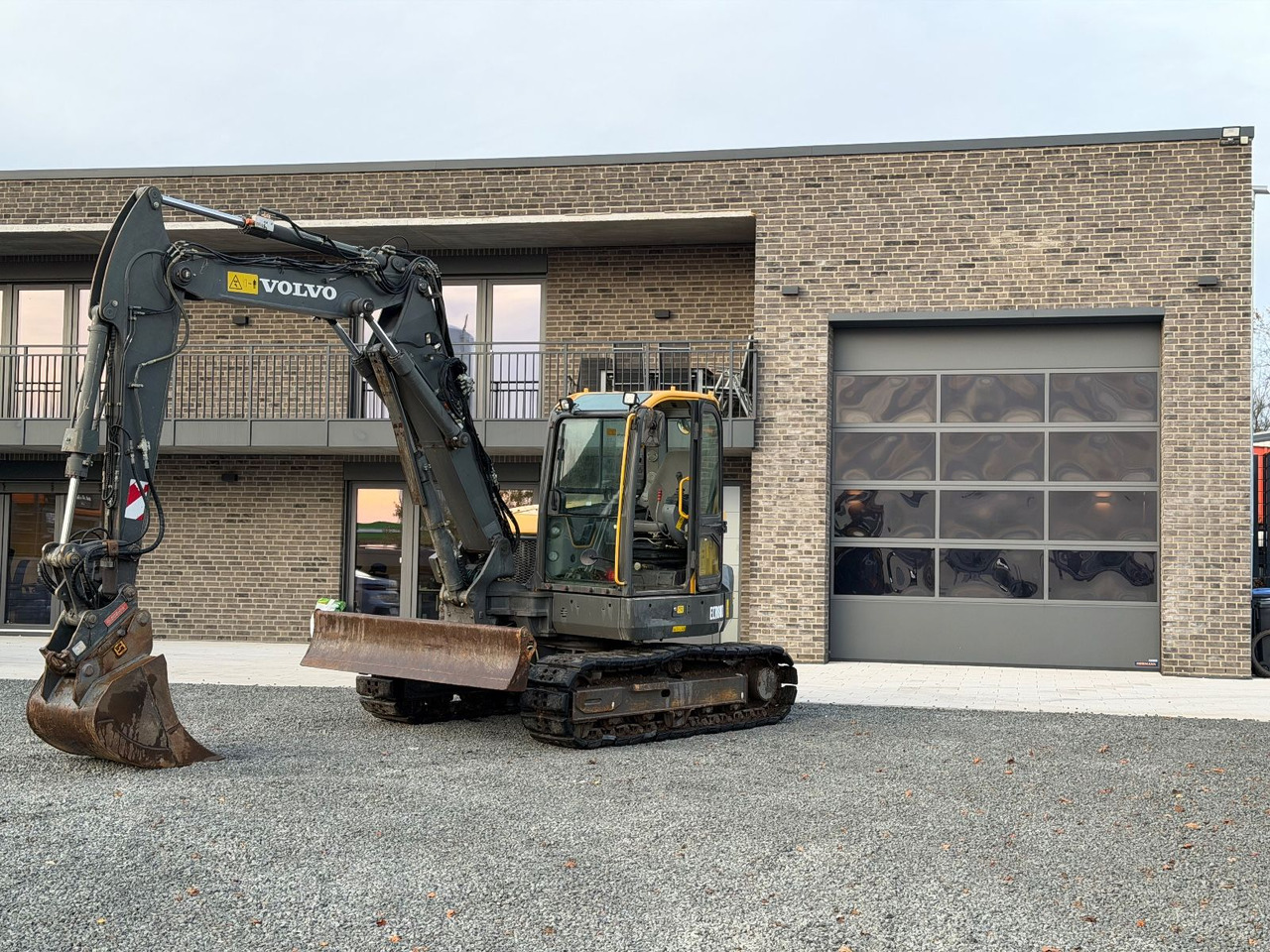 Volvo ECR 88 D Verstellauslger OQ Oilquick - Μίνι εκσκαφέας: φωτογραφία 1 Volvo ECR 88 D Verstellauslger OQ Oilquick - Μίνι εκσκαφέας: φωτογραφία 1