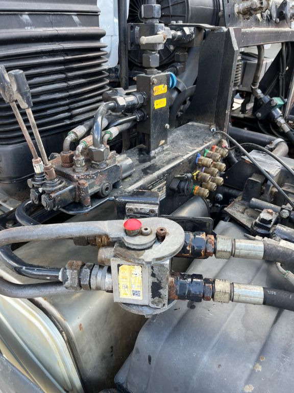 MAN TGS 33.480 6x4 Wechselsystem - Φορτηγό ανατρεπόμενο: φωτογραφία 4 MAN TGS 33.480 6x4 Wechselsystem - Φορτηγό ανατρεπόμενο: φωτογραφία 4