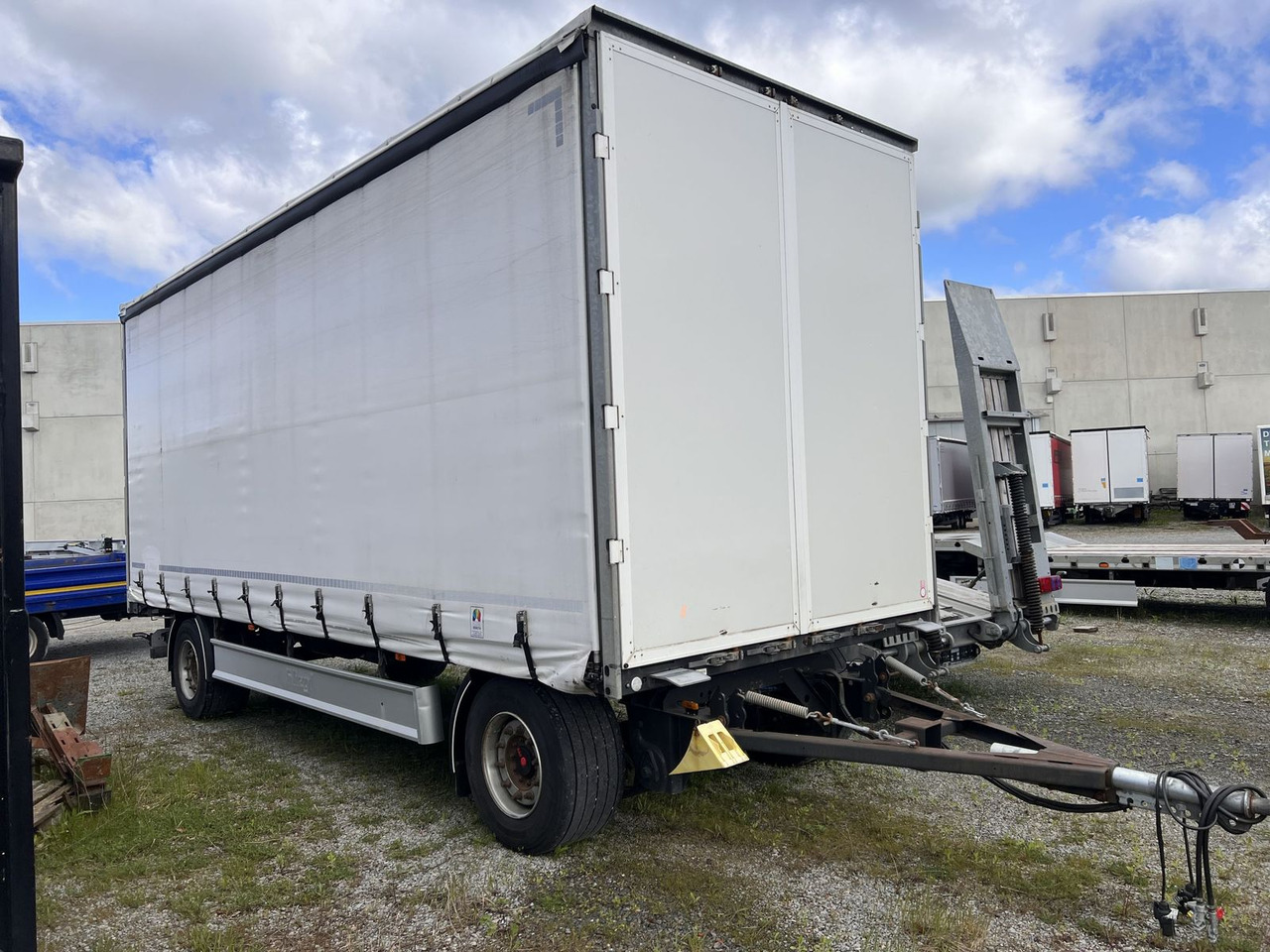 Φορτηγό μουσαμάς 2 Achs Jumbo- Planen, Mega, durchladbar: φωτογραφία 1