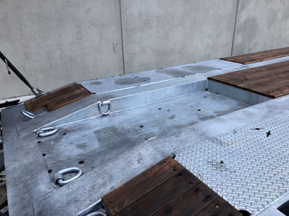 Möslein T4 VB H1 gerade neuer 4 Achs Tieflader gerade hydraulischen Rampen - Ρυμούλκα με χαμηλό δάπεδο: φωτογραφία 2 Möslein T4 VB H1 gerade neuer 4 Achs Tieflader gerade hydraulischen Rampen - Ρυμούλκα με χαμηλό δάπεδο: φωτογραφία 2