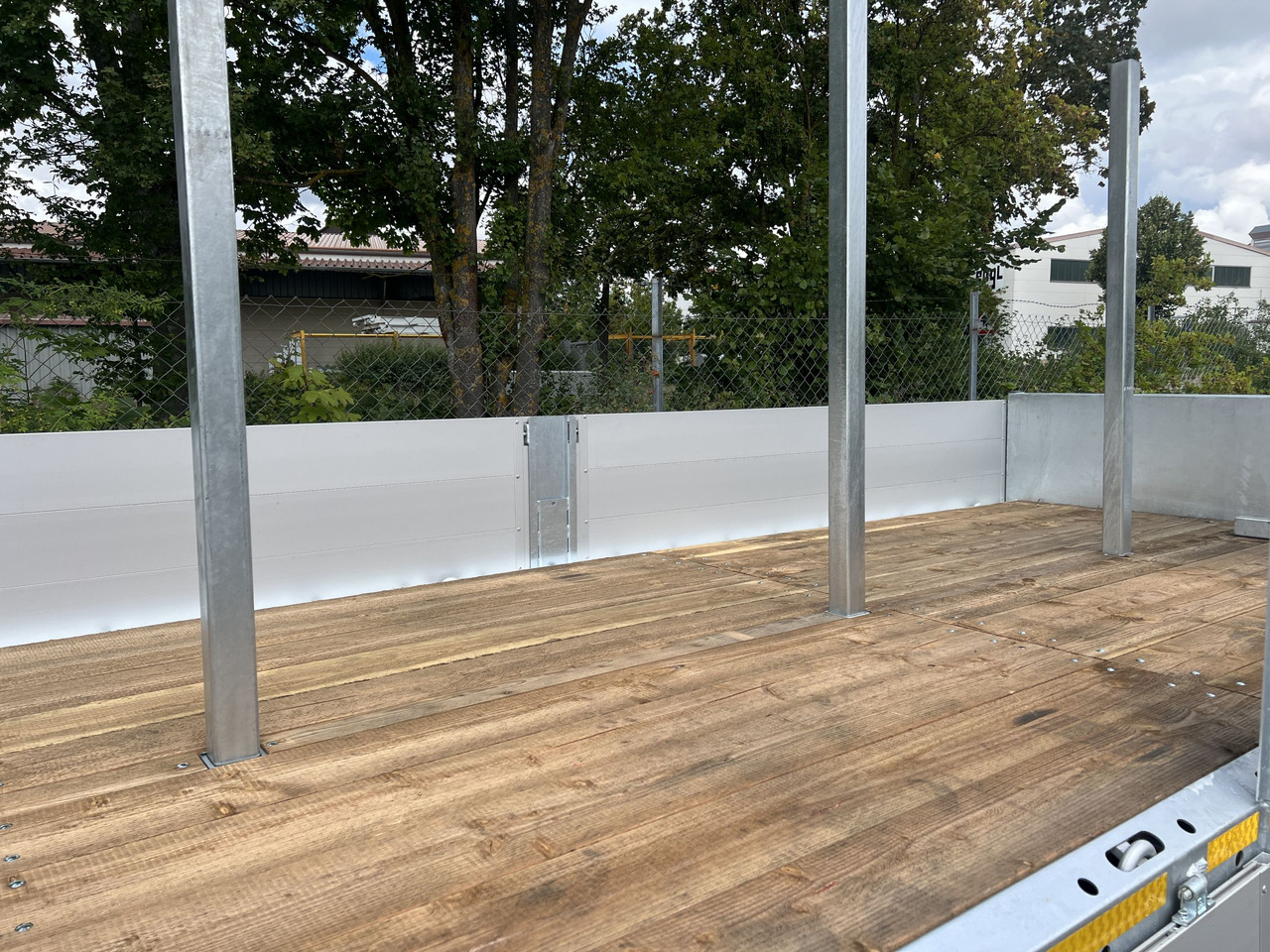 Möslein THT 11- G 6,2 Tandem Pritsche- Tieflader mit Rungentaschen - Τρέιλερ πλατφόρμα/ Καρότσα: φωτογραφία 2 Möslein THT 11- G 6,2 Tandem Pritsche- Tieflader mit Rungentaschen - Τρέιλερ πλατφόρμα/ Καρότσα: φωτογραφία 2