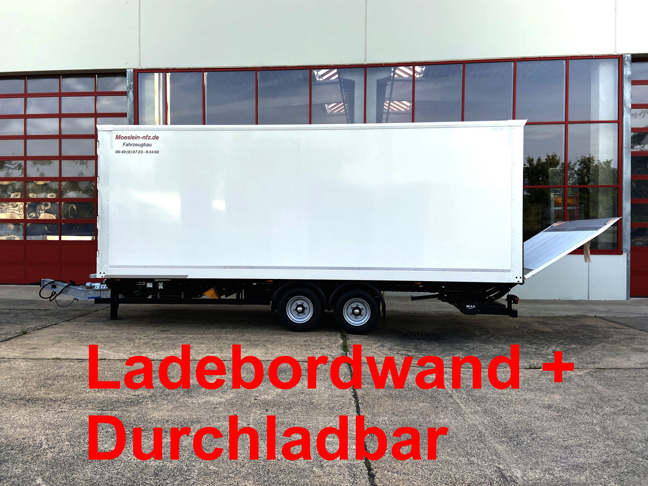 Möslein TK0105D-L Weiß Tandem Koffer, Ladebordwand 1,5 t + DurchladbarNeufahrzeug -- - Ρυμούλκα κόφα: φωτογραφία 1 Möslein TK0105D-L Weiß Tandem Koffer, Ladebordwand 1,5 t + DurchladbarNeufahrzeug -- - Ρυμούλκα κόφα: φωτογραφία 1