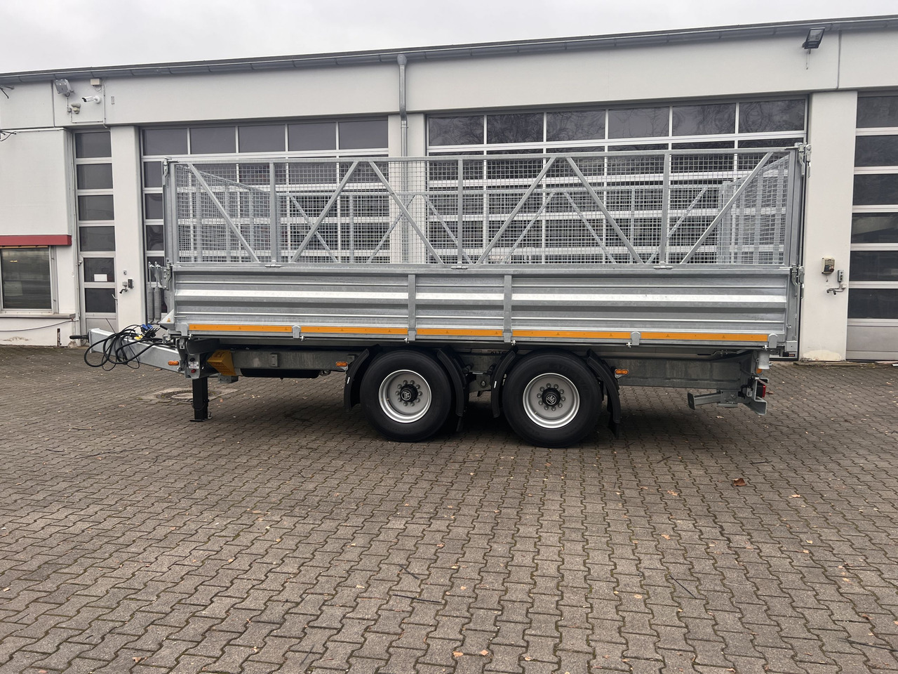 Möslein TTD 19 AB neuer 19 t Tandemkipper TiefladerGitteraufsatz - Ρυμούλκα ανατρεπόμενο: φωτογραφία 5 Möslein TTD 19 AB neuer 19 t Tandemkipper TiefladerGitteraufsatz - Ρυμούλκα ανατρεπόμενο: φωτογραφία 5