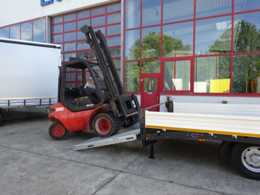 Möslein TTT 11-6,2 BR Weiß Tandemtieflader mit breiten RampenNeufahrzeug - Ρυμούλκα με χαμηλό δάπεδο: φωτογραφία 3 Möslein TTT 11-6,2 BR Weiß Tandemtieflader mit breiten RampenNeufahrzeug - Ρυμούλκα με χαμηλό δάπεδο: φωτογραφία 3