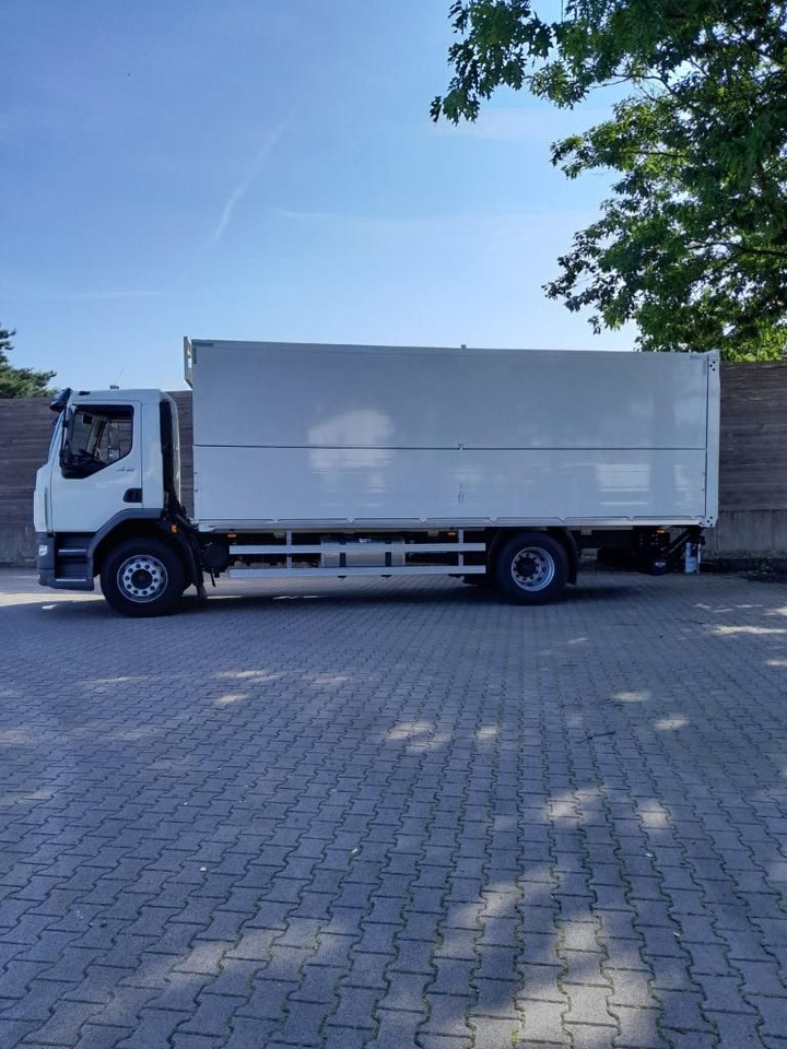 DAF XB 310 FA 18t Getränkeaufbau DAF XB 310 FA 18t Getränkeaufbau - Φορτηγό για τη μεταφορά ποτών: φωτογραφία 3 DAF XB 310 FA 18t Getränkeaufbau DAF XB 310 FA 18t Getränkeaufbau - Φορτηγό για τη μεταφορά ποτών: φωτογραφία 3