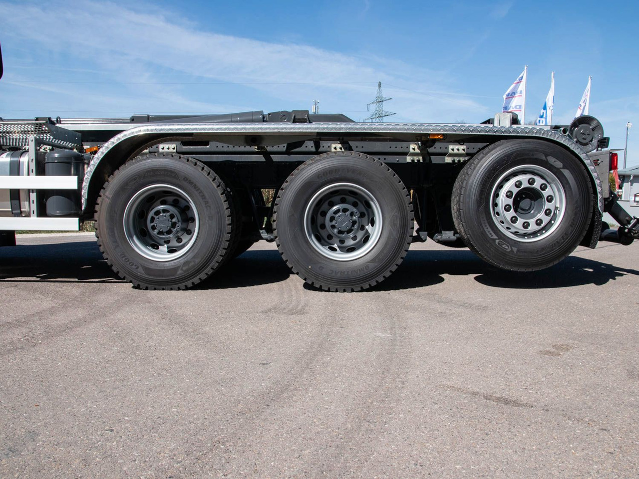 DAF XF 530 FAW mit VDL Abrollkipper DAF XF 530 FAW mit VDL Abrollkipper - Φορτηγό φόρτωσης γάντζου: φωτογραφία 5 DAF XF 530 FAW mit VDL Abrollkipper DAF XF 530 FAW mit VDL Abrollkipper - Φορτηγό φόρτωσης γάντζου: φωτογραφία 5