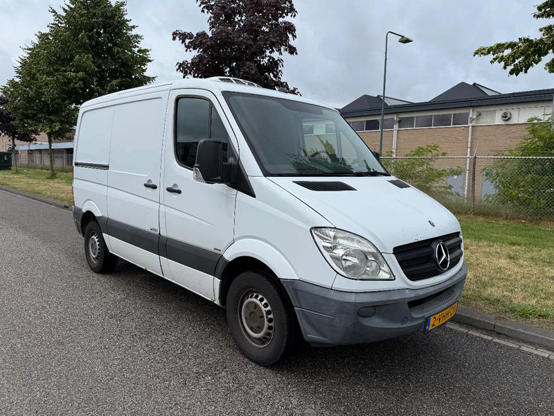 Mercedes-Benz Sprinter 313 2010 kuhlung diepfreez - Επαγγελματικό αυτοκίνητο ψυγείο: φωτογραφία 1 Mercedes-Benz Sprinter 313 2010 kuhlung diepfreez - Επαγγελματικό αυτοκίνητο ψυγείο: φωτογραφία 1