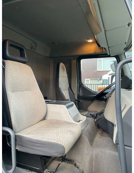 Φορτηγό ψυγείο Renault Midlum 270 2010 chereau + carrier: φωτογραφία 19