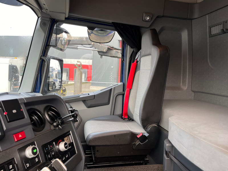 Φορτηγό κόφα Renault T-11 SLEEPERCAB 380 P6X2 COMFORT: φωτογραφία 16