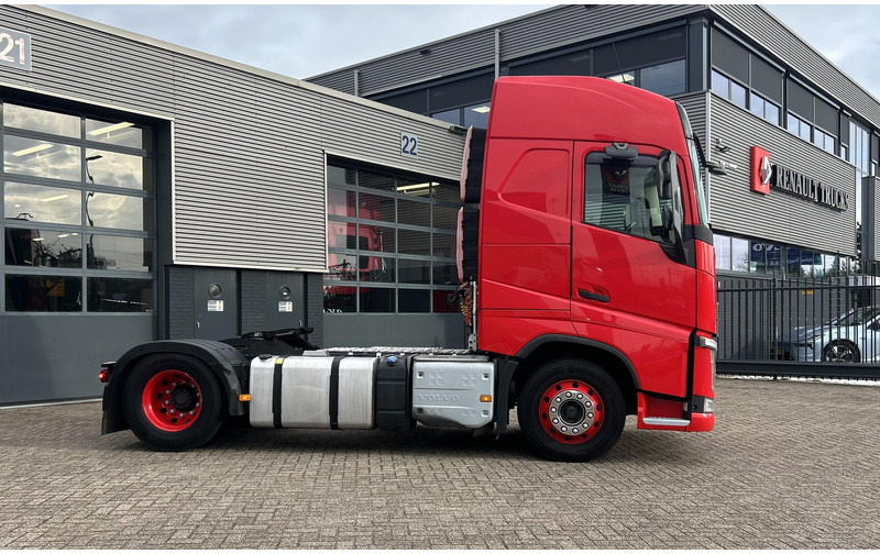 Volvo FH - Τράκτορας: φωτογραφία 2 Volvo FH - Τράκτορας: φωτογραφία 2